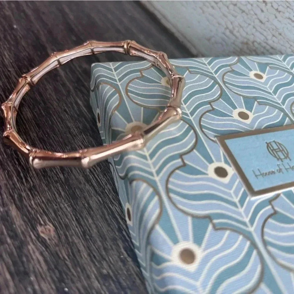 NWT House of  Harlow Stretch Bracelet - Picture 1 of 5